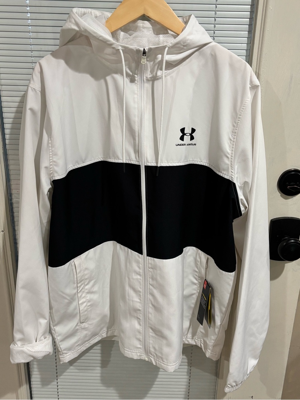 Under Armour White and Black Colorblock Men's Windbreaker Jacket